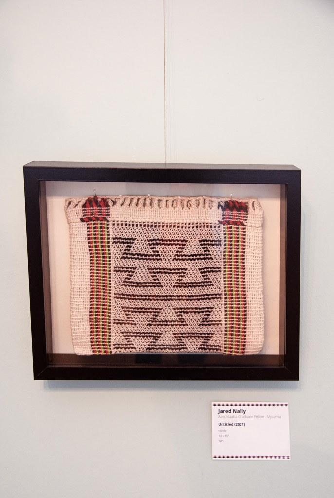 Framed woven bag